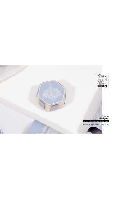 Trusou botez baieti personalizat prin brodare cu numele bebelusului, Lacy Ski 17